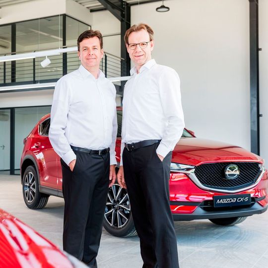 Die beiden Inhaber der TLS GmbH, Thomas Schmitz (li.) und Tim te Laak. Die beiden Inhaber der TLS GmbH, Thomas Schmitz (li.) und Tim te Laak.