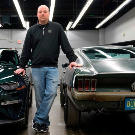 Sean Kiernan präsentiert den Original-Ford-Mustang aus dem Blockbuster „Bullitt“ auf dem Goodwood Festival of Speed. Sean Kiernan präsentiert den Original-Ford-Mustang aus dem Blockbuster „Bullitt“ auf dem Goodwood Festival of Speed.