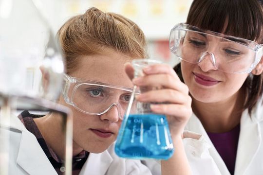 Der Studiengang Chemie hat 2017 wieder viele Studienanfänger an die Universitäten gebracht (Symbolbild). Der Studiengang Chemie hat 2017 wieder viele Studienanfänger an die Universitäten gebracht (Symbolbild).