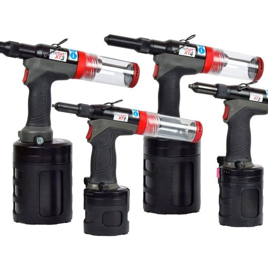KVT-Fastenings neue Blindnietwerkzeug-Reihe Proset XT (nicht zu verwechseln mit der bestehenden Prosert-Familie) kommt in den Modellen XT1, XT2, XT3 und XT4 jetzt zum Anwender. Dei hydropneumatisch funktionierenden Systeme sollen durch ein hohes Kraft-Gewicht-Verhältnis punkten. Darauf einen Prosecco! KVT-Fastenings neue Blindnietwerkzeug-Reihe Proset XT (nicht zu verwechseln mit der bestehenden Prosert-Familie) kommt in den Modellen XT1, XT2, XT3 und XT4 jetzt zum Anwender. Dei hydropneumatisch funktionierenden Systeme sollen durch ein hohes Kraft-Gewicht-Verhältnis punkten. Darauf einen Prosecco!