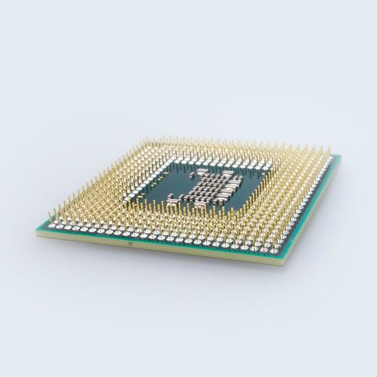 Der amerkanische Chiphersteller Micron darf angeblich seine Arbeits- und Flashspeicher-Chips nicht mehr nach China verkaufen. Der amerkanische Chiphersteller Micron darf angeblich seine Arbeits- und Flashspeicher-Chips nicht mehr nach China verkaufen.