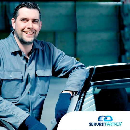 Sekurit-Partner ist ein Werkstattkonzept für Betriebe, die ihr Glasgeschäft professionalisieren wollen. Sekurit-Partner ist ein Werkstattkonzept für Betriebe, die ihr Glasgeschäft professionalisieren wollen.