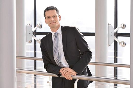 Laurtent Remont, Kontron: Informationen zur generellen Verfügbarkeit von Microsoft Azure IoT Edge Laurtent Remont, Kontron: Informationen zur generellen Verfügbarkeit von Microsoft Azure IoT Edge