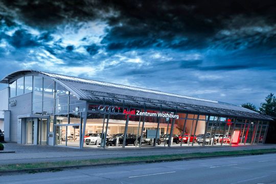Das erneuerte Audi Zentrum in Wolfsburg. Das erneuerte Audi Zentrum in Wolfsburg.