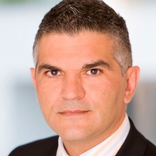 Peter Lindner, Vorstand der Auktion & Markt AG, sieht in der Zusammenarbeit mit der BMW Group und Alphabet einen großen Ansporn für das Auktionsunternehmen. Peter Lindner, Vorstand der Auktion & Markt AG, sieht in der Zusammenarbeit mit der BMW Group und Alphabet einen großen Ansporn für das Auktionsunternehmen.