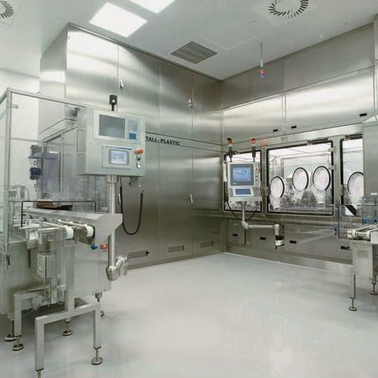 Isolator technology from Metall + Plastic. Isolator technology from Metall + Plastic.