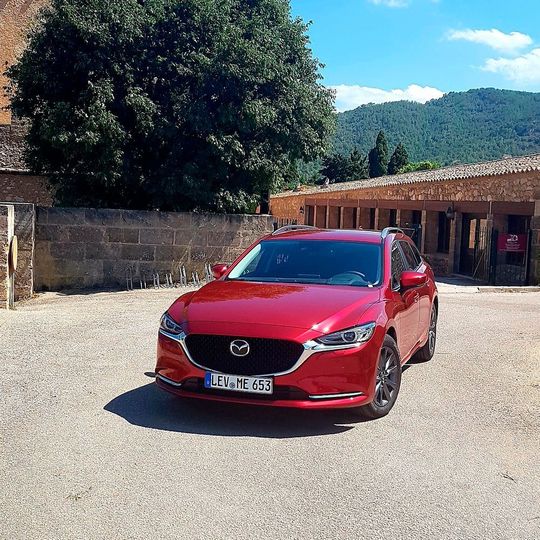 Mitte September feiert der überarbeitete Mazda 6 Premiere bei den deutschen Händlern. Mitte September feiert der überarbeitete Mazda 6 Premiere bei den deutschen Händlern.