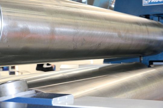 Biegewalzen zum Walzbiegen: Damit lassen sich beispielsweise runde Behälter herstellen.