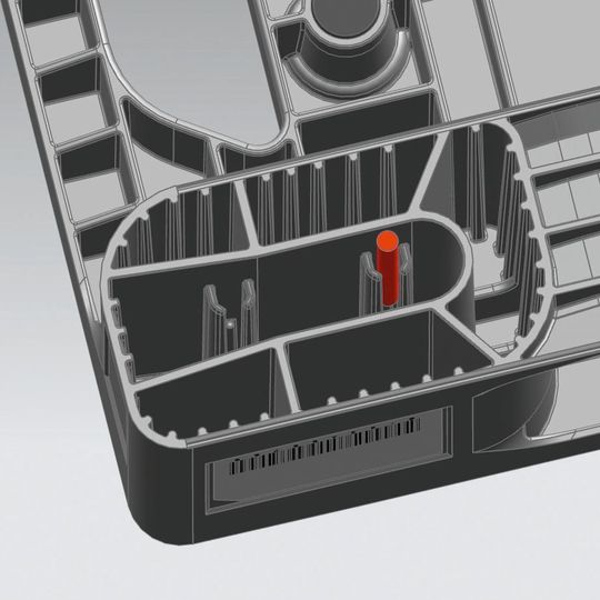 RFID-Tag, im Fuß einer Palette eingesetzt. RFID-Tag, im Fuß einer Palette eingesetzt.