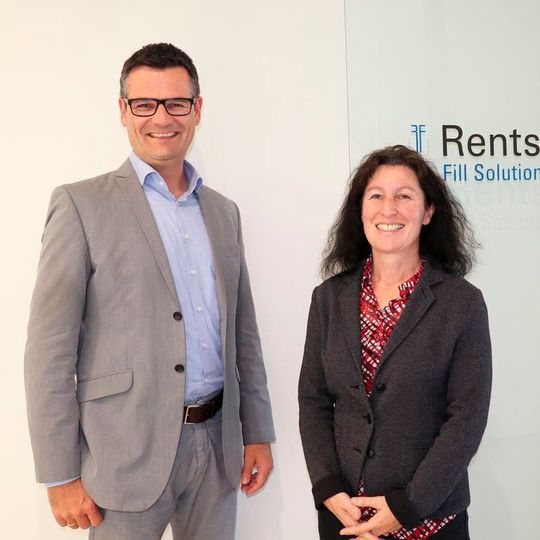 Neue Führungsduo: Geschäftsführer Reinhold Elsässer und Geschäftsleiterin Operations Dr. Margit Klotz Neue Führungsduo: Geschäftsführer Reinhold Elsässer und Geschäftsleiterin Operations Dr. Margit Klotz