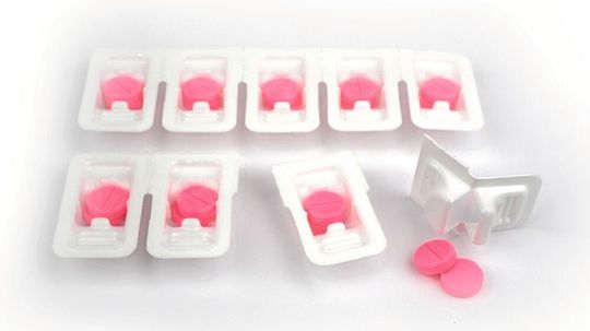 Mit ihrer integrierten „snap opening“-Funktion sind Snapsil-Packungen auch für ältere Menschen oder Personen mit Handicap einfach zu öffnen. Mit ihrer integrierten „snap opening“-Funktion sind Snapsil-Packungen auch für ältere Menschen oder Personen mit Handicap einfach zu öffnen.