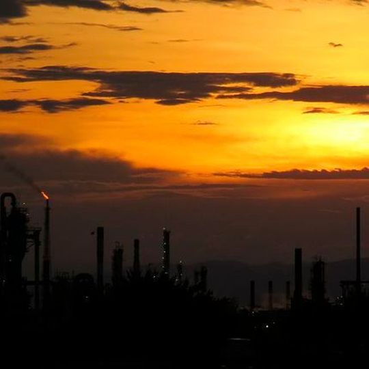Jizzakh Petroleum is going to build a new refinery in Uzbekistan, using technolog from Honeywell UOP. (sampel image) Jizzakh Petroleum is going to build a new refinery in Uzbekistan, using technolog from Honeywell UOP. (sampel image)