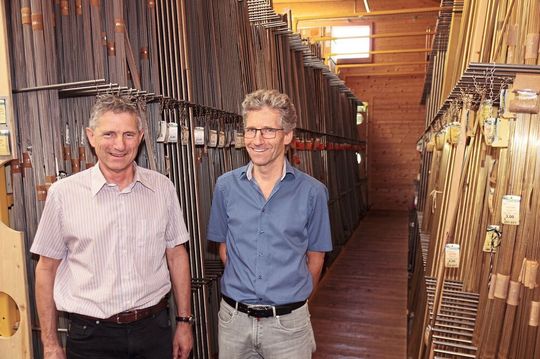 Olivier et Philippe Schiess, les co-propriétaires de L.Klein SA. Avant tout une entreprise de services qui mise sur son savoir-faire pour accompagner ses clients sur le chemin du succès. Olivier et Philippe Schiess, les co-propriétaires de L.Klein SA. Avant tout une entreprise de services qui mise sur son savoir-faire pour accompagner ses clients sur le chemin du succès.