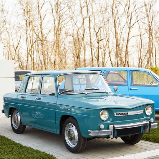 Der Dacia 1100 war das erste Modell des rumänischen Autobauers. Der Dacia 1100 war das erste Modell des rumänischen Autobauers.