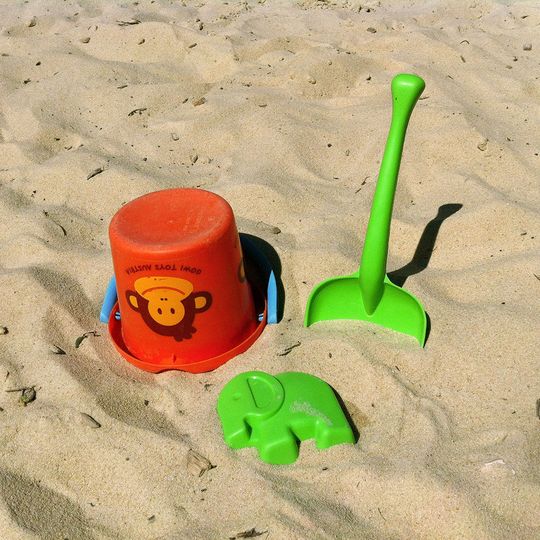 In der IT versteht man unter einer Sandbox eine isolierte Umgebung zur geschützten Ausführung von Software. In der IT versteht man unter einer Sandbox eine isolierte Umgebung zur geschützten Ausführung von Software.