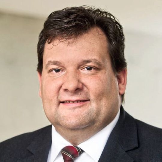 Jens Strüwing verantwortet ab dem 1. November den Bereich Products & Technologie beim Schweizer Fördertechnikhersteller Interroll. Jens Strüwing verantwortet ab dem 1. November den Bereich Products & Technologie beim Schweizer Fördertechnikhersteller Interroll.