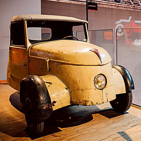 Der Peugeot VLV von 1943. Der Peugeot VLV von 1943.