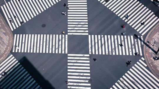 Wie ticken B2B- und B2C-Kunden und welche Marketingmaßnahmen lassen sich davon ableiten? Wie ticken B2B- und B2C-Kunden und welche Marketingmaßnahmen lassen sich davon ableiten?
