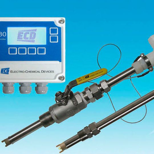 The S80’s CN ion electrode is a combination electrode with a silver cyanide/silver sulfide solid-state pressed crystal sensing element and a double junction reference electrode. The S80’s CN ion electrode is a combination electrode with a silver cyanide/silver sulfide solid-state pressed crystal sensing element and a double junction reference electrode.