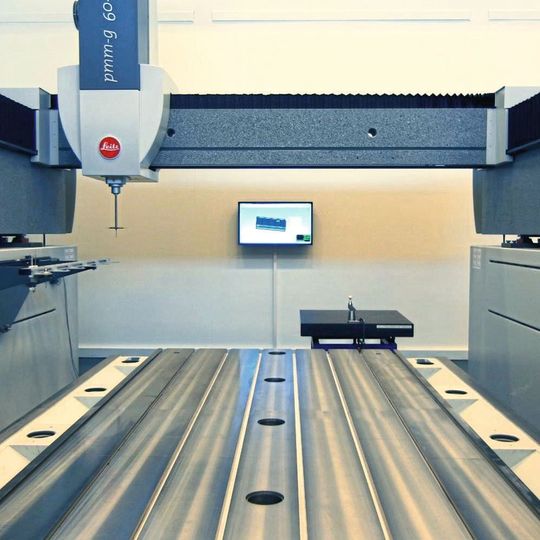 A 3D-measuring machine made of granite – one of the test specimens of cementious Nanodur concrete. A 3D-measuring machine made of granite – one of the test specimens of cementious Nanodur concrete.