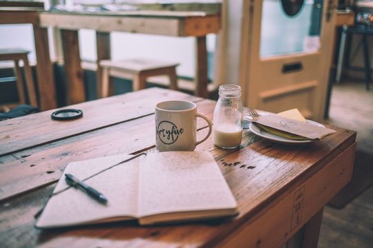 Praxis- oder Anwenderberichte können potentiellen Interessenten zeigen, wie leistungsfähig ein Unternehmen ist. Praxis- oder Anwenderberichte können potentiellen Interessenten zeigen, wie leistungsfähig ein Unternehmen ist.