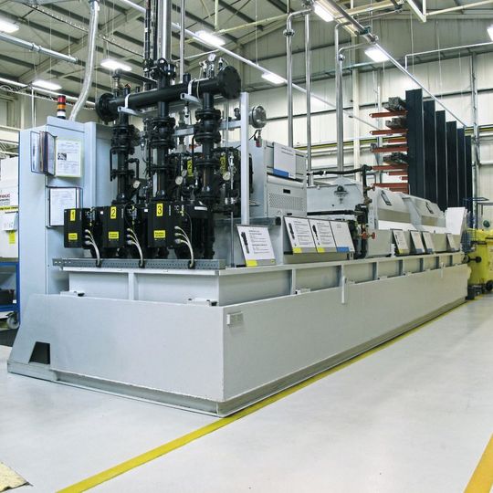 Insgesamt elf Pumpen von Spandau halten die vollautomatische Filteranlage am Laufen. Insgesamt elf Pumpen von Spandau halten die vollautomatische Filteranlage am Laufen.