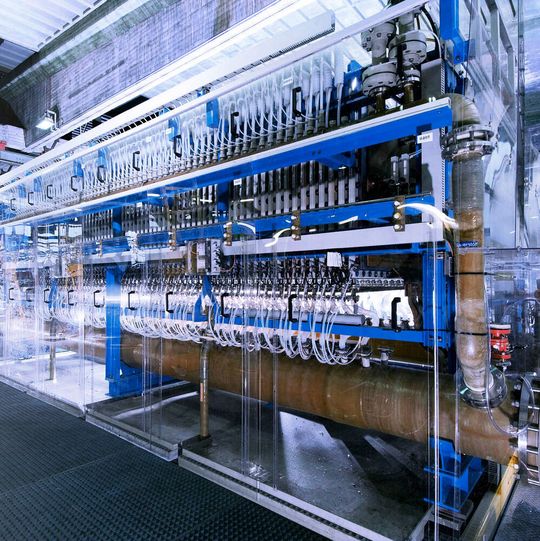 Großtechnische Anlage zur klimaschonenden Chlorproduktion in Krefeld-Uerdingen Großtechnische Anlage zur klimaschonenden Chlorproduktion in Krefeld-Uerdingen