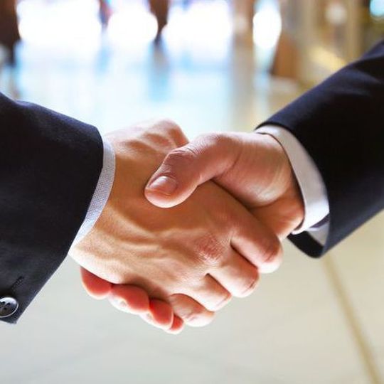 Bentley Systems and Siemens have decided to further develop their joint business cooperation and commercial initiatives. Bentley Systems and Siemens have decided to further develop their joint business cooperation and commercial initiatives.