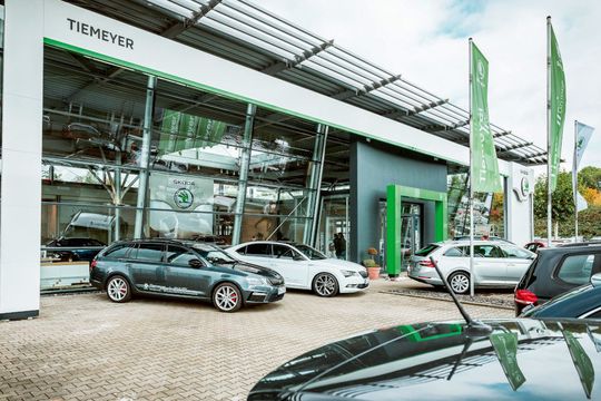 Der neue Skoda-Betrieb der Tiemeyer-Gruppe. Der neue Skoda-Betrieb der Tiemeyer-Gruppe.
