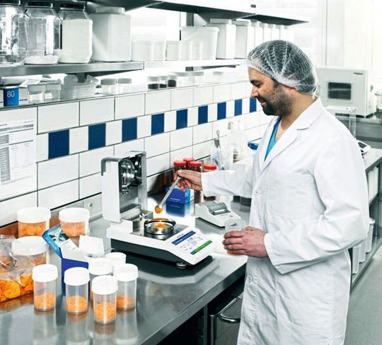 Mettler Toledo moisture analyzers enable fast, precise and reliable moisture analysis for quality control and in-process control applications. Mettler Toledo moisture analyzers enable fast, precise and reliable moisture analysis for quality control and in-process control applications.