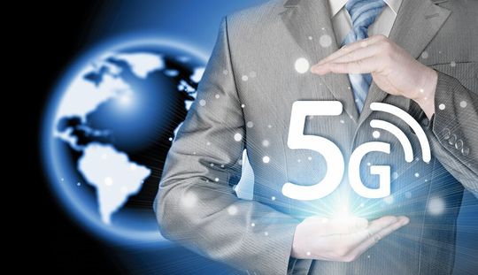 Für den künftigen Mobilfunk-Standard 5G benötigt der Messtechniker Werkzeuge, um Leistungsverstärker zu entwickeln. Für den künftigen Mobilfunk-Standard 5G benötigt der Messtechniker Werkzeuge, um Leistungsverstärker zu entwickeln.