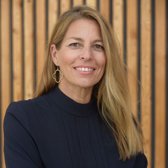 Tanja Hilpert, Sales Director Middle Europe bei Axis Communications, verlässt das Unternehmen. Tanja Hilpert, Sales Director Middle Europe bei Axis Communications, verlässt das Unternehmen.