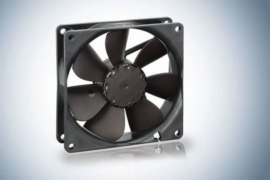 DC-Axiallüfter von EBM-Papst kühlen den Hauptspiegel des Teleskops der Sternwarte Weikersheim.