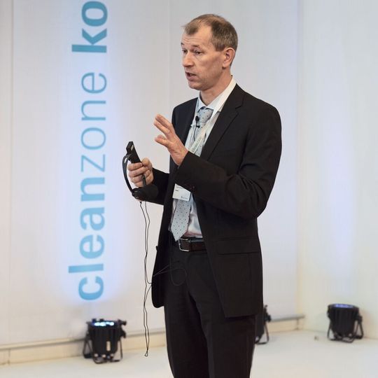 Fachvorträge bietet der Cleanroom-Kongress. Fachvorträge bietet der Cleanroom-Kongress.