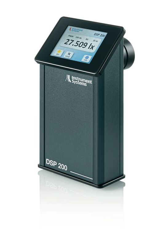 Das Photometer DSP 200 bietet einen Messbereich von 0,1 mlx bis 200 klx für alle gängigen Lichtquellen, einschließlich pulsweitenmodulierter LEDs. Das Photometer DSP 200 bietet einen Messbereich von 0,1 mlx bis 200 klx für alle gängigen Lichtquellen, einschließlich pulsweitenmodulierter LEDs.