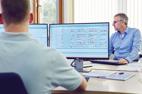 Aktuell steht bei EP-Flex vor allem die Kapazitätsplanung im Fokus. Schritt für Schritt folgen die anderen Bereiche. Aktuell steht bei EP-Flex vor allem die Kapazitätsplanung im Fokus. Schritt für Schritt folgen die anderen Bereiche.