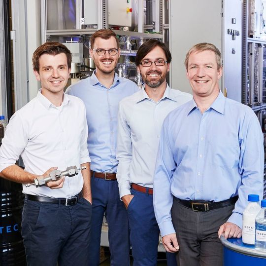 Das Gründer-Team eines der besten Start-ups Deutschlands: Philipp Engelkamp, Tim Böltken, Paolo Piermartini und Peter Pfeifer (v.l.n.r) von Ineratec. Das Gründer-Team eines der besten Start-ups Deutschlands: Philipp Engelkamp, Tim Böltken, Paolo Piermartini und Peter Pfeifer (v.l.n.r) von Ineratec.