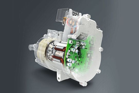 Der elektrische Kältemittelverdichter von Brose kann in Bordnetzen von 48 bis 810 Volt eingesetzt werden.