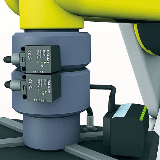 Die induktiven Koppler BIC von Balluff werden überall dort ideal eingesetzt , wo eine feste Verdrahtung von Sensoren und Aktuatoren stört, etwa an Rundtischen oder Wechselwerkzeugen. Die induktiven Koppler BIC von Balluff werden überall dort ideal eingesetzt , wo eine feste Verdrahtung von Sensoren und Aktuatoren stört, etwa an Rundtischen oder Wechselwerkzeugen.