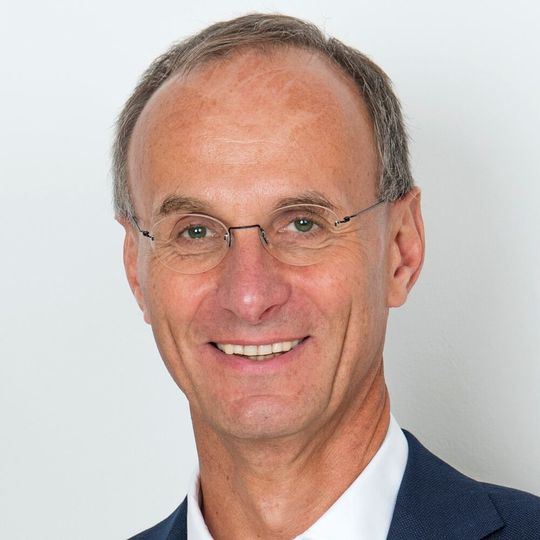 Achim Degner übernimmt ab spätestens 1. Januar 2019 den Finanzbereich der Lenze-Gruppe. Achim Degner übernimmt ab spätestens 1. Januar 2019 den Finanzbereich der Lenze-Gruppe.
