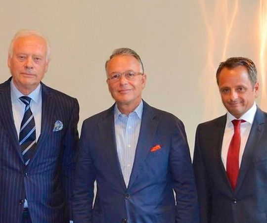 Jobst Wagner, future Chairman of the Board of Directors (second from right), Thomas Endres, future member of the Board of Directors (second from left), Dr. Stefan Girschik, and future CEO (right), and Philipp Endres, future Deputy CEO (left). Jobst Wagner, future Chairman of the Board of Directors (second from right), Thomas Endres, future member of the Board of Directors (second from left), Dr. Stefan Girschik, and future CEO (right), and Philipp Endres, future Deputy CEO (left).