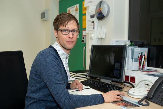 Dr. Caspar Schwiedrzik, Neurowissenschaftler am Deutschen Primatenzentrum und an der Universitätsmedizin Göttingen.