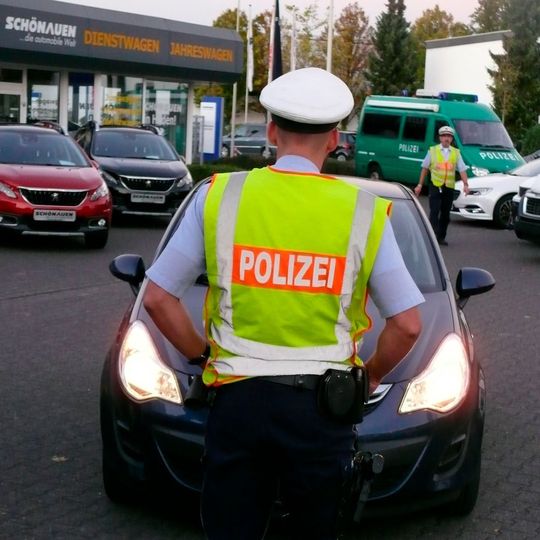 Die Kontrolle der Dieselfahrverbote wird in den vier betroffenen Städten unterschiedlich gehandhabt. Die Kontrolle der Dieselfahrverbote wird in den vier betroffenen Städten unterschiedlich gehandhabt.