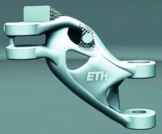 ... und nach der Topologieoptimierung additiv gefertigt.