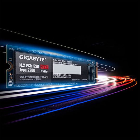 Gigabyte Technology will im SSD-Markt weiter Fuss fassen. Die jetzt vorgestellte M.2 PCIe SSD ist der nächste Schritt. Gigabyte Technology will im SSD-Markt weiter Fuss fassen. Die jetzt vorgestellte M.2 PCIe SSD ist der nächste Schritt.