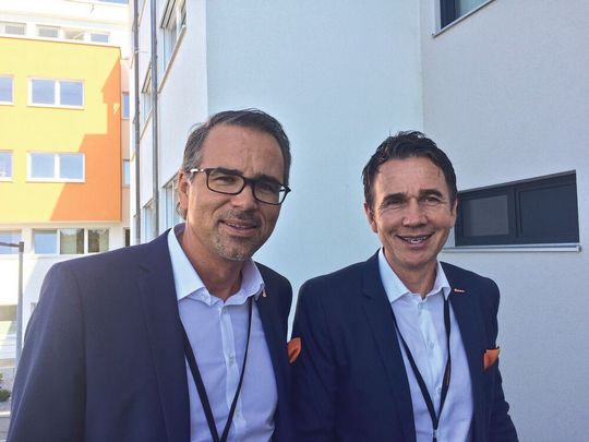Einige Jahre stand nicht so sehr die Renditeorientierung im Fokus der Brüder Lothar (l.) und Gebhard Kübler, sondern die Investitionen in die Innovationsfähigkeit. Jetzt erntet die Strategie Früchte. Einige Jahre stand nicht so sehr die Renditeorientierung im Fokus der Brüder Lothar (l.) und Gebhard Kübler, sondern die Investitionen in die Innovationsfähigkeit. Jetzt erntet die Strategie Früchte.
