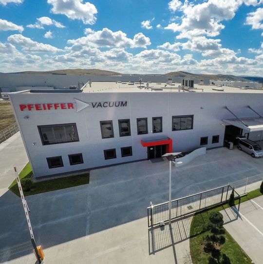 Der neue Produktionsstandort von Pfeiffer Vacuum in Cluj Der neue Produktionsstandort von Pfeiffer Vacuum in Cluj