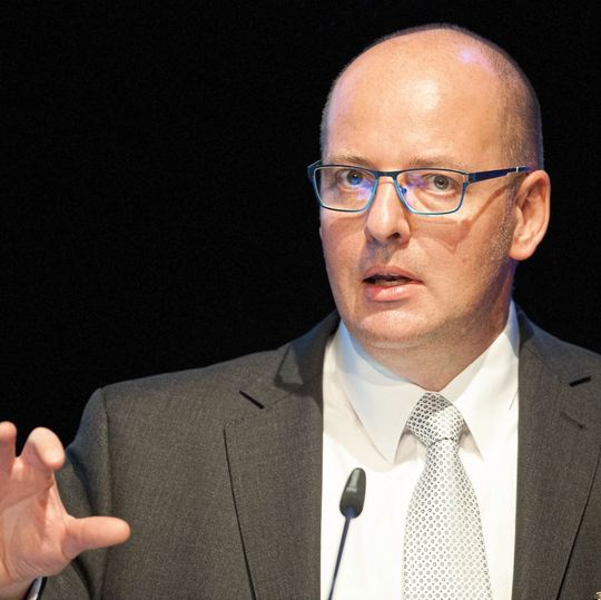 Dr. Thomas Track, Dechema: „Die Entwicklung einer vernetzten industriellen Wasserwirtschaft im Sinne von Industriewasser 4.0 ist zwingend erforderlich.“ Dr. Thomas Track, Dechema: „Die Entwicklung einer vernetzten industriellen Wasserwirtschaft im Sinne von Industriewasser 4.0 ist zwingend erforderlich.“