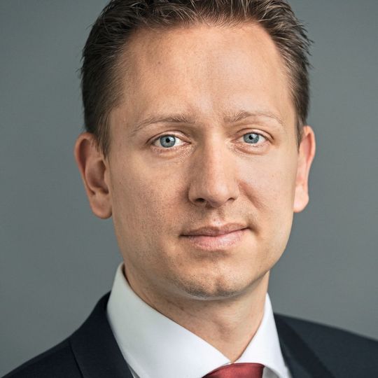 Sebastian Feldmann: Er leitet den Bereich Service Excellence im Competence Center Operations Strategy von Roland Berger. Sebastian Feldmann: Er leitet den Bereich Service Excellence im Competence Center Operations Strategy von Roland Berger.