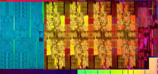 La matriz de los modelos Coffee Lake Octacore ha crecido ligeramente con la incorporación de los dos núcleos. Las CPUs se siguen fabricando en un proceso de 14 nanómetros.